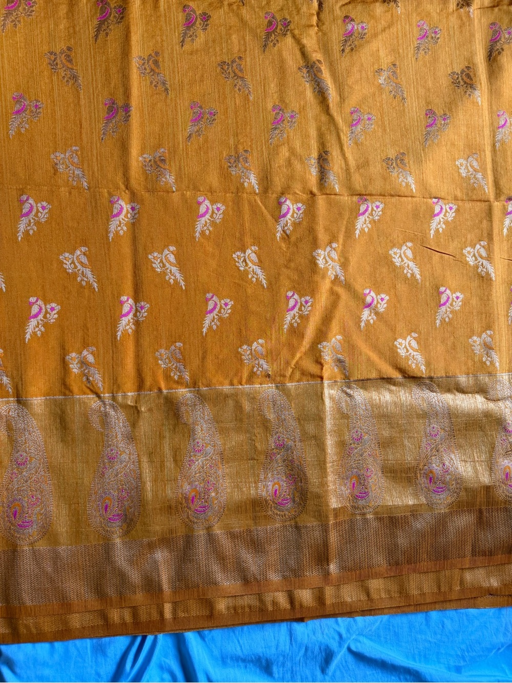 Golden Paisley Woven Bedding Throw - Gold
